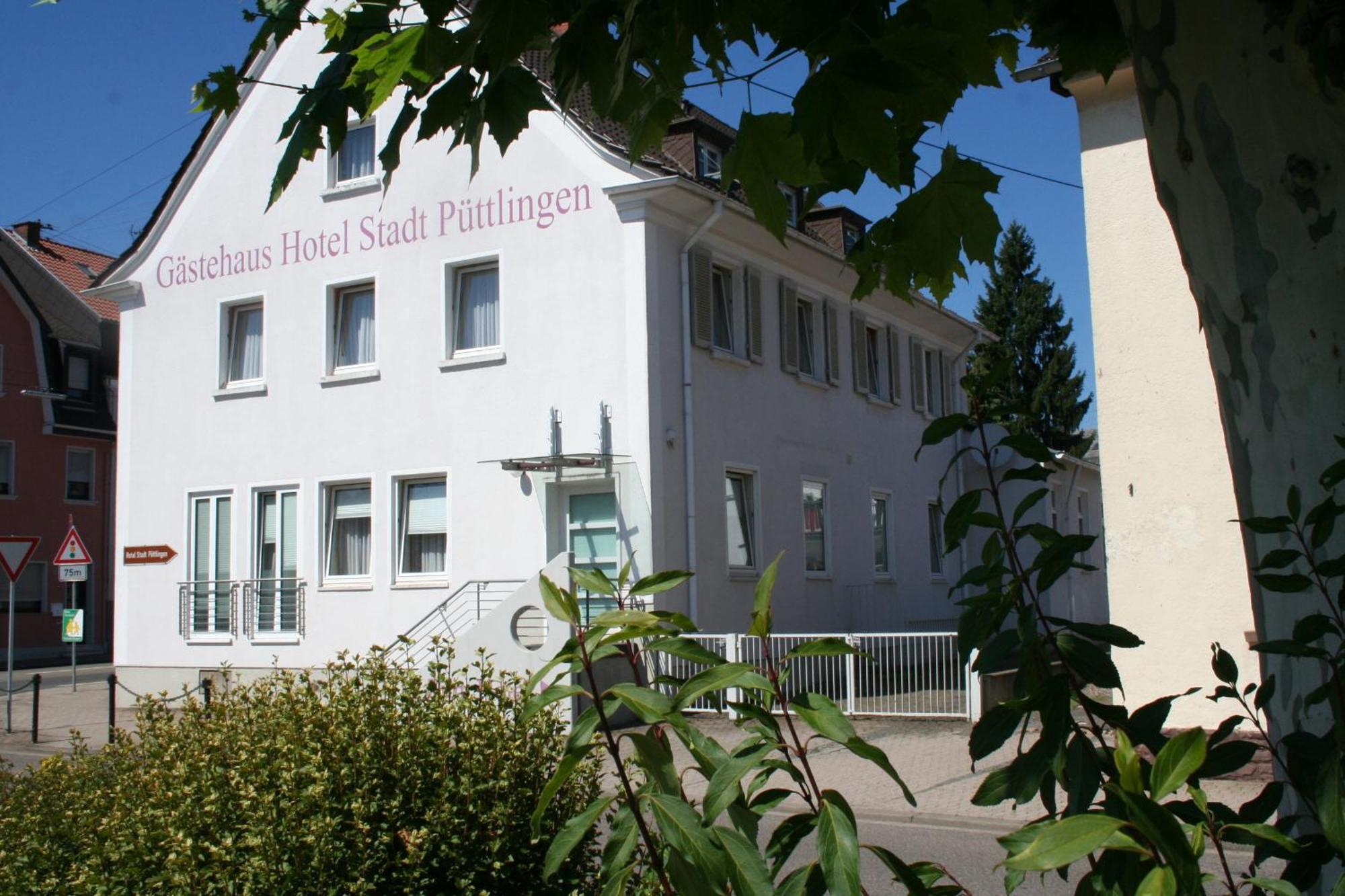 Hotel Domizil Alte Post Püttlingen Zewnętrze zdjęcie