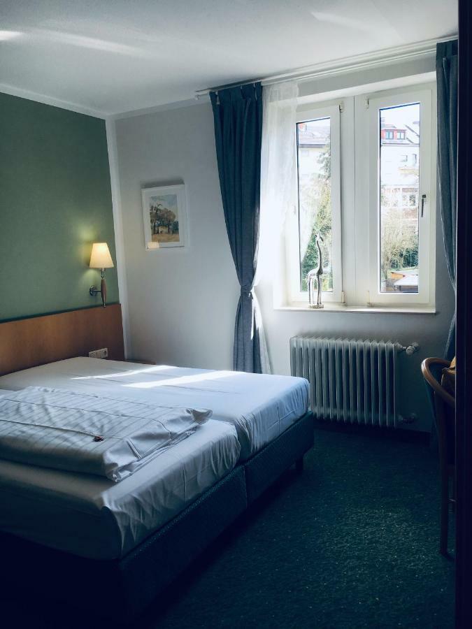 Hotel Domizil Alte Post Püttlingen Zewnętrze zdjęcie
